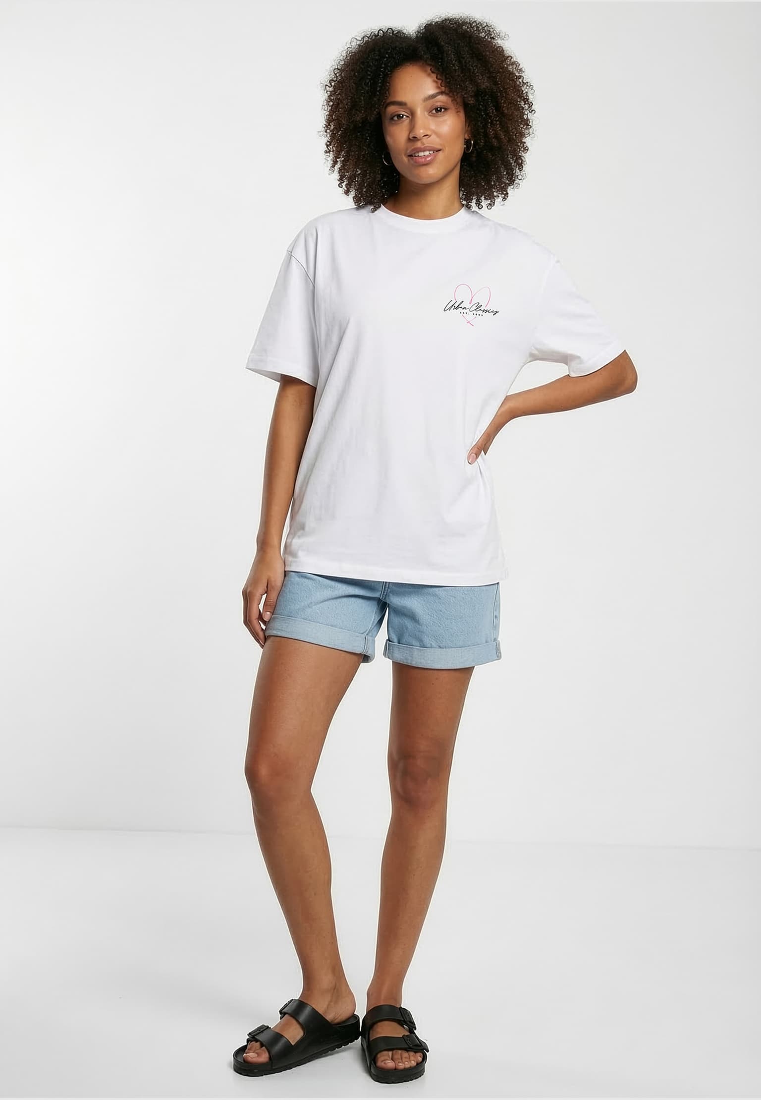 Urban Classics Ladies Classic Heart Logo Loose Tee – Bild 3