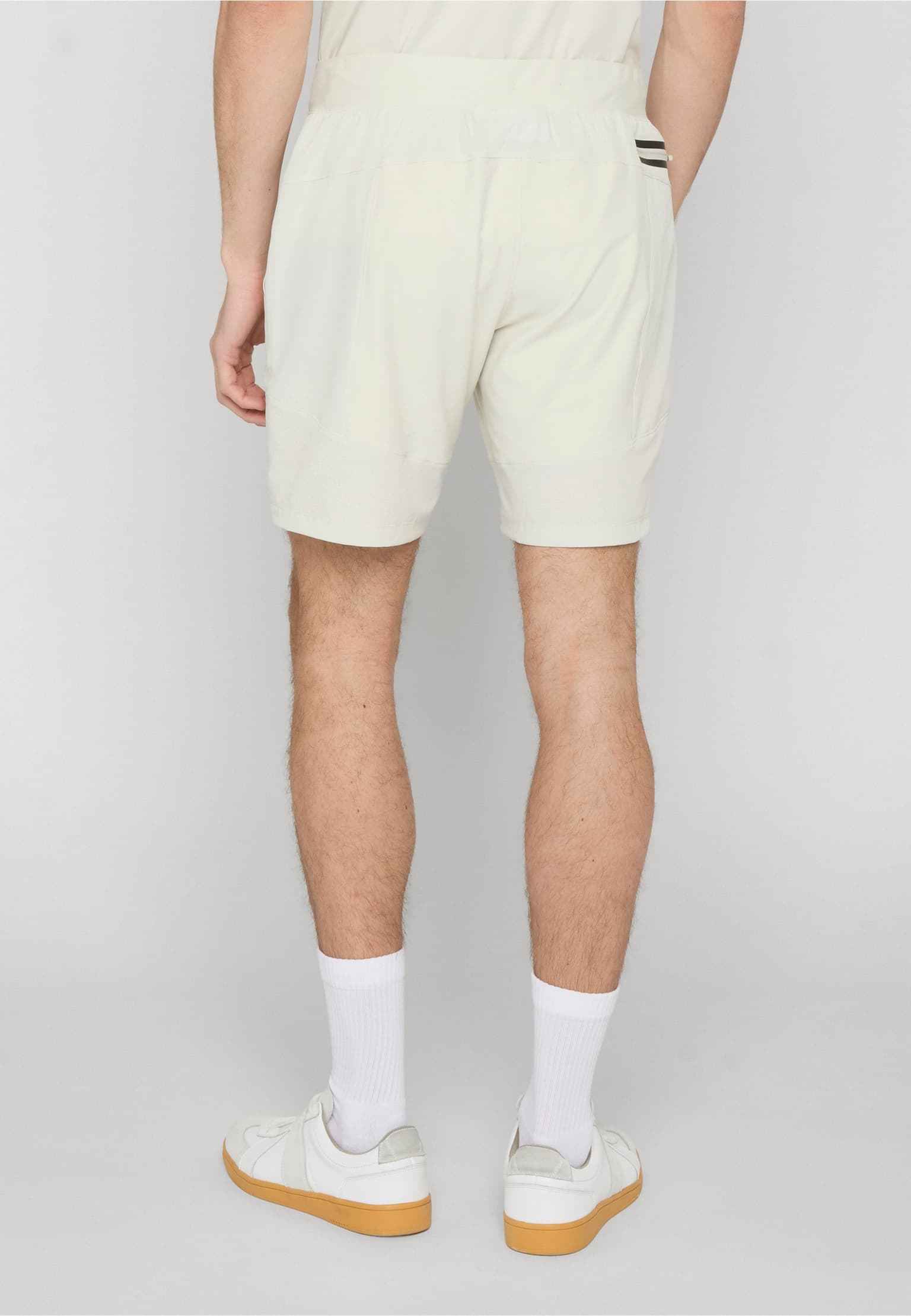 Sergio Tacchini Pelle Short – Bild 2