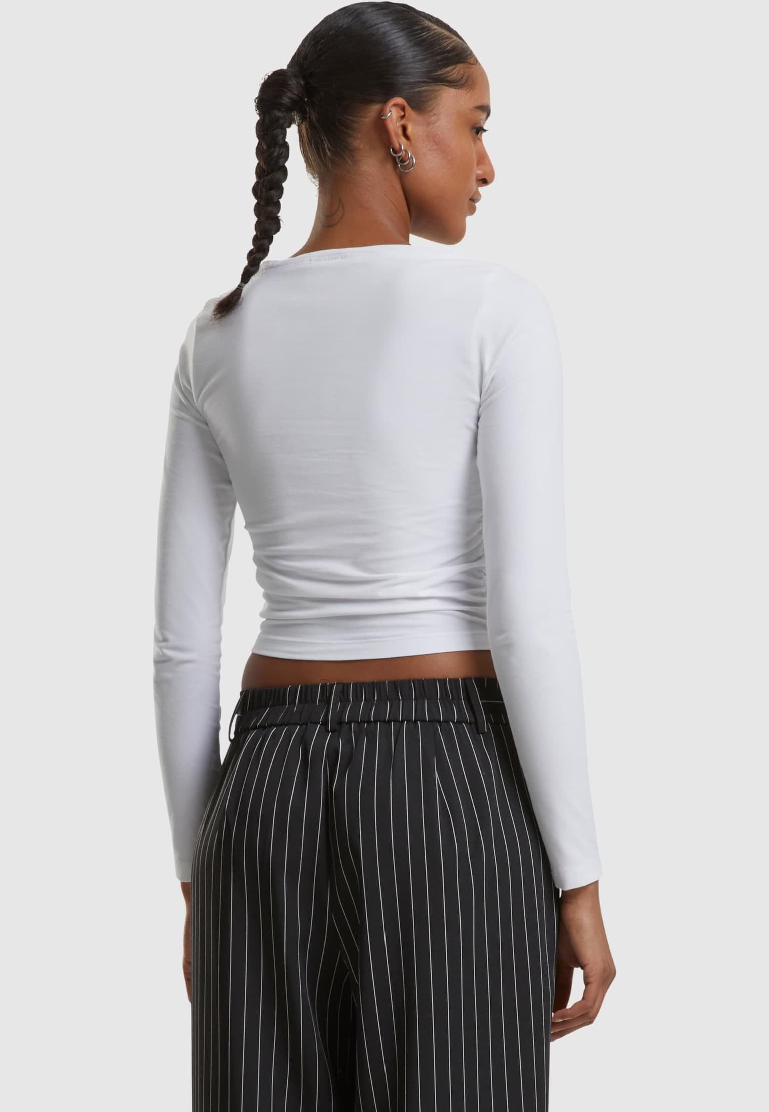 Urban Classics Ladies Ruffled Super Slim Longsleeve 2-Pack – Bild 3