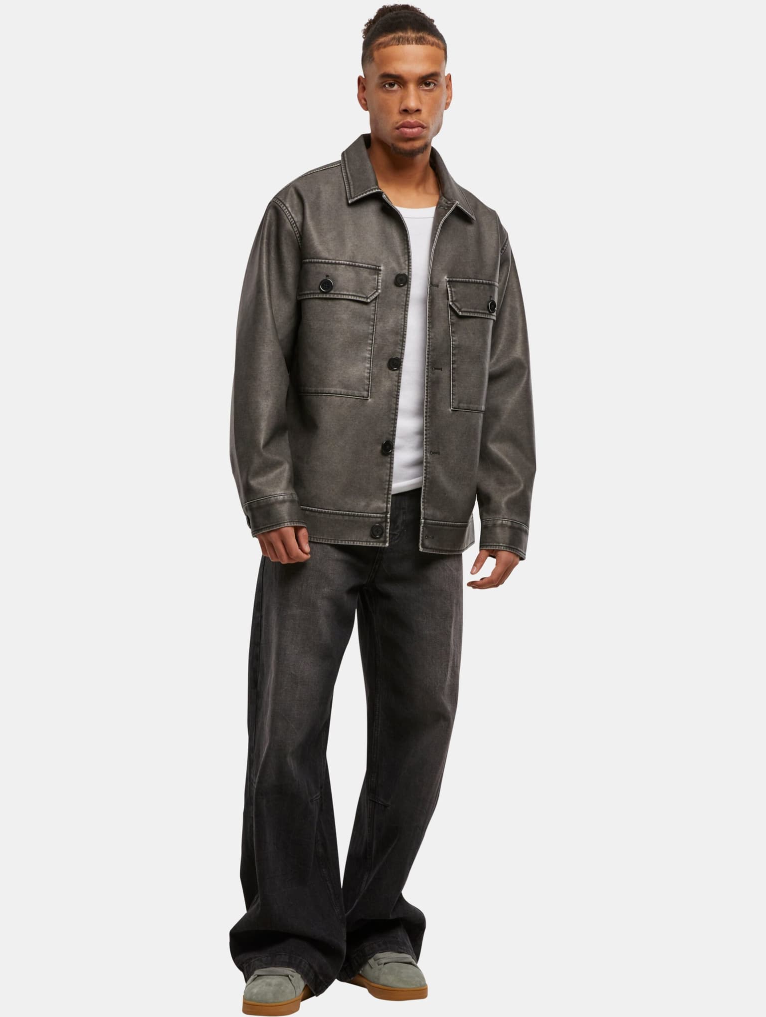 Urban Classics Synthetic Vintage Leather Shirt Jacket – Bild 4