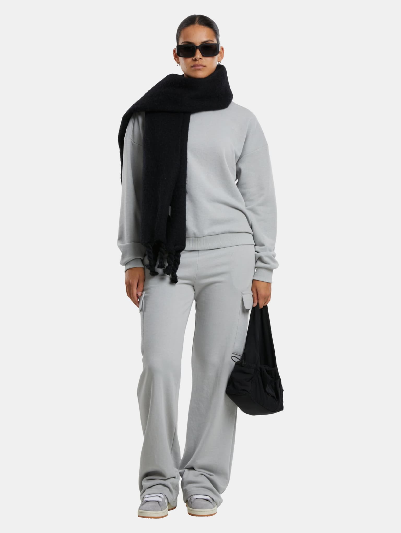 Urban Classics Ladies Oversized Light Terry Crewneck – Bild 4