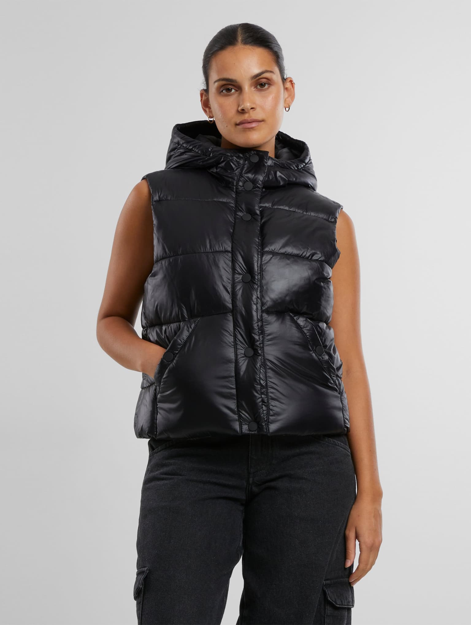 Urban Classics Ladies Essentials Shiny Puffer Vest with Hood