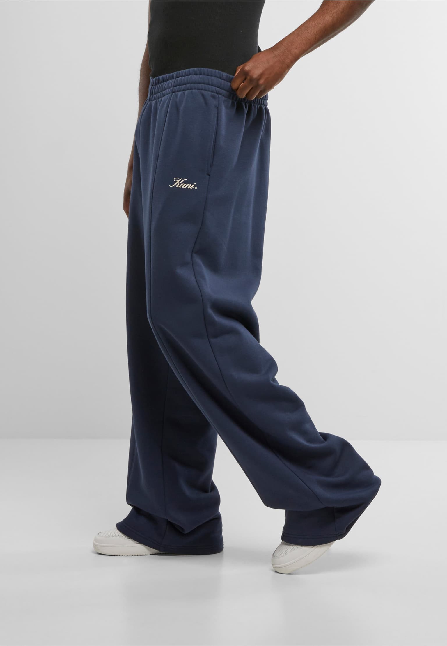 Karl Kani Script Straight Leg Sweatpants – Bild 3