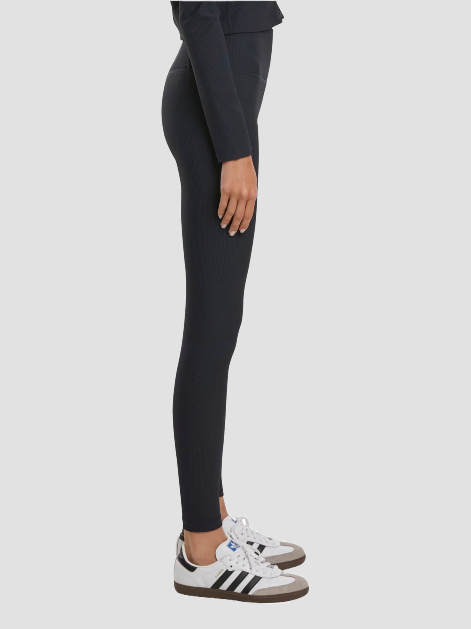 AMN-243-TIG-24030220-010 AIMN Ribbed Performance Tights – Bild 4