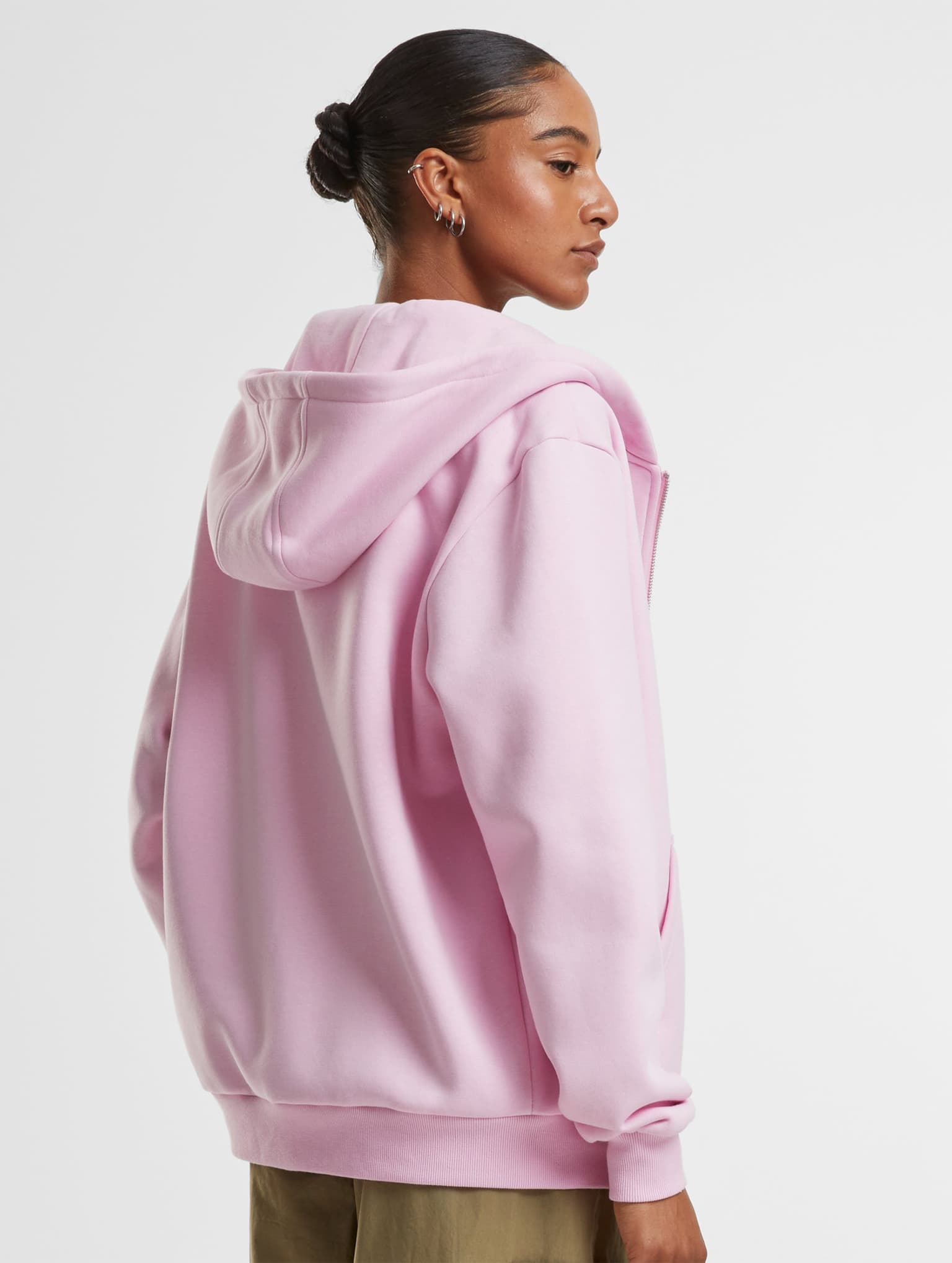 Urban Classics Ladies Fluffy Zip Hoodie – Bild 2