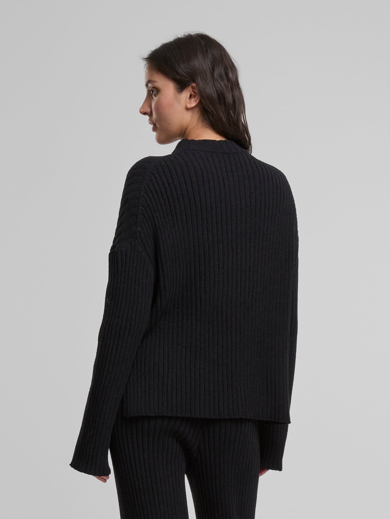 AMN-244-SW-24100555-010 AIMN Rib Knit Sweater – Bild 2