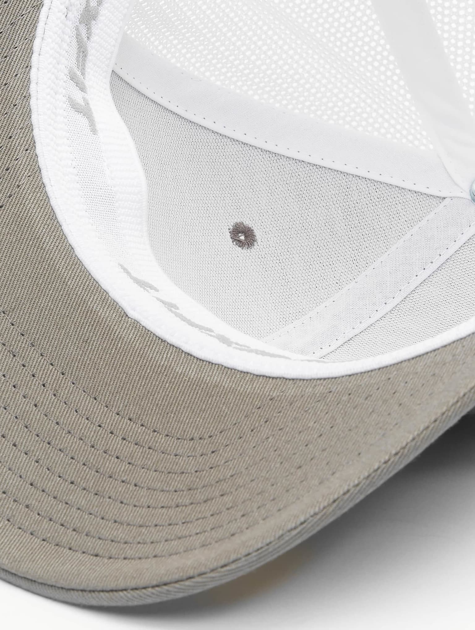 Flexfit Trucker Essentials Mesh – Bild 3