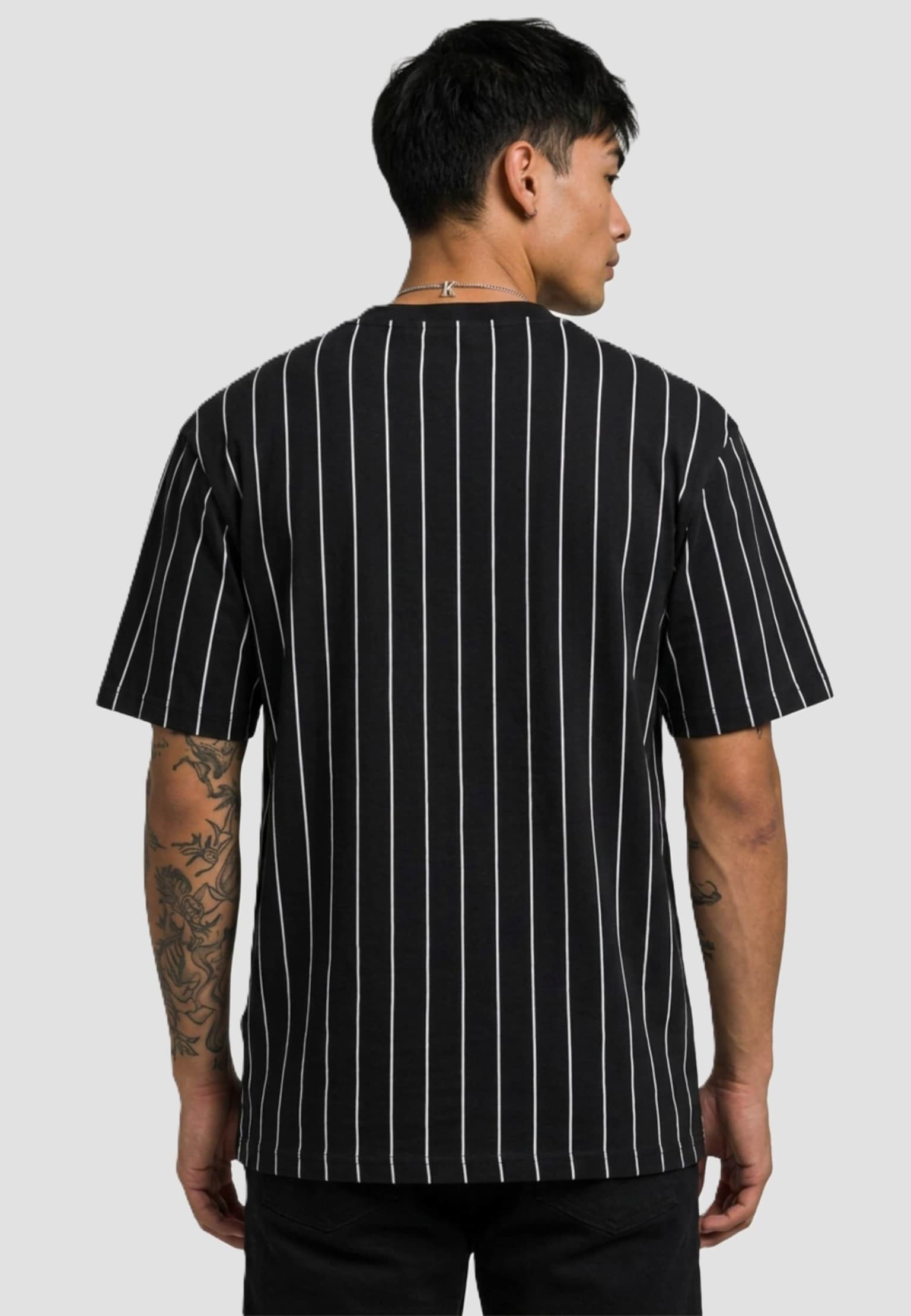 Karl Kani Small Signature Pinstripe Tee black – Bild 2