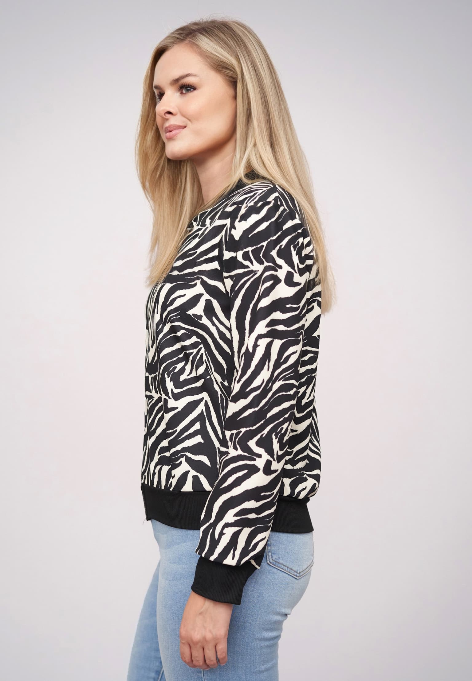 Cloud5ive Blouson Bomber-Jacket with zebra print – Bild 3