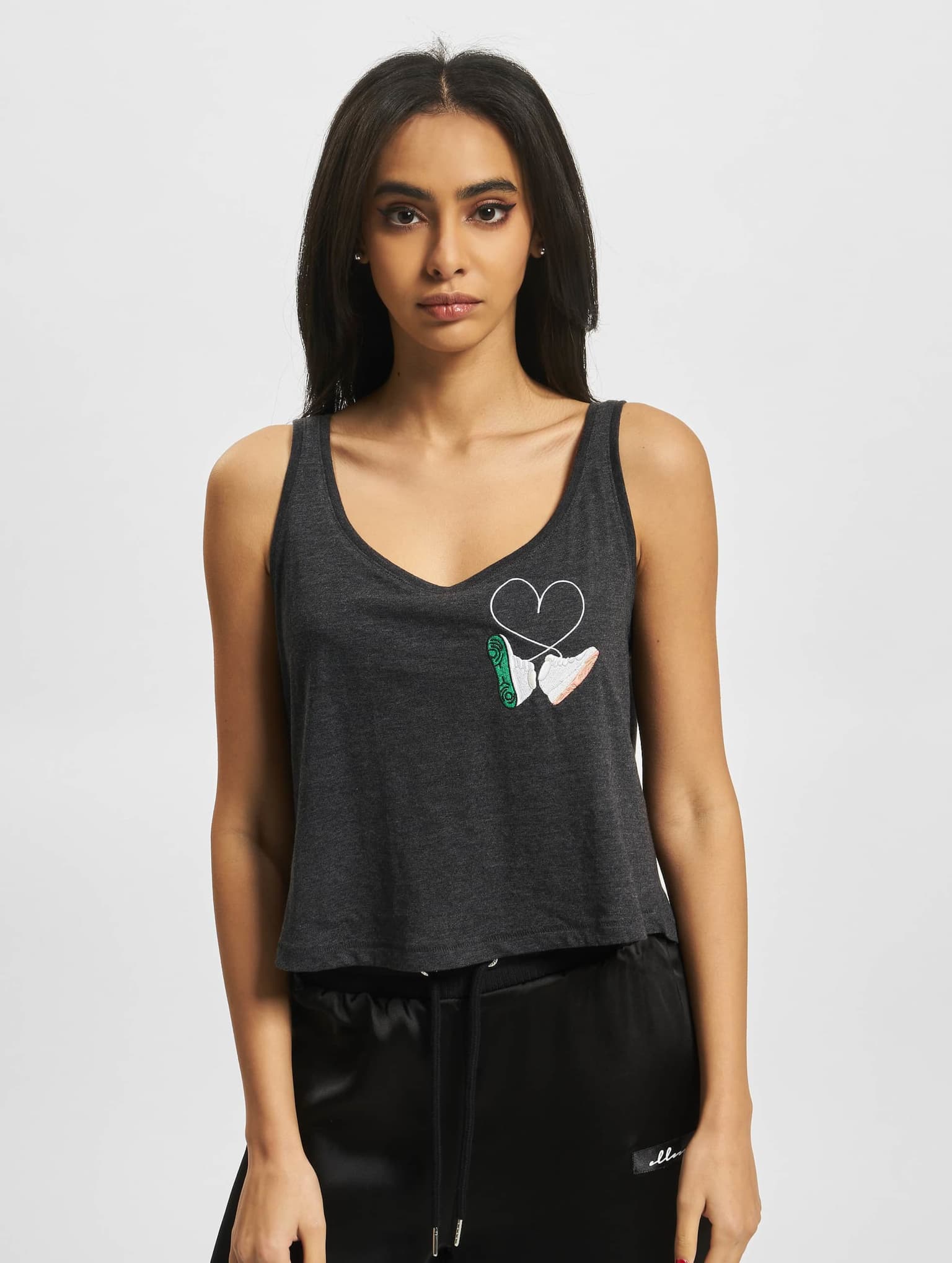 Mister Tee Ladies Kicks Love EMB Tank – Bild 3