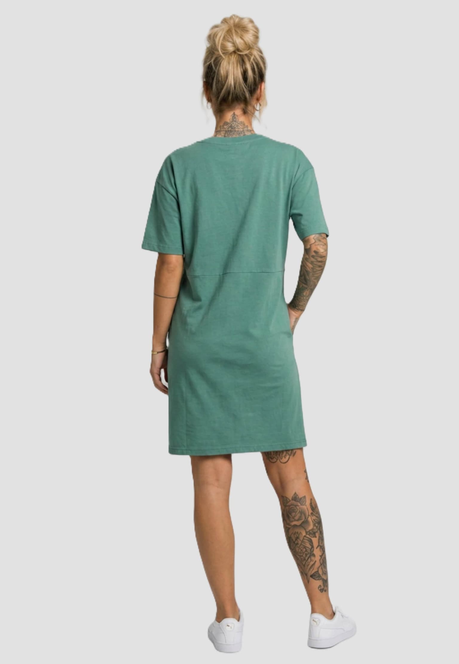 Urban Classics Ladies Essentials Oversized Slit Tee Dress – Bild 2