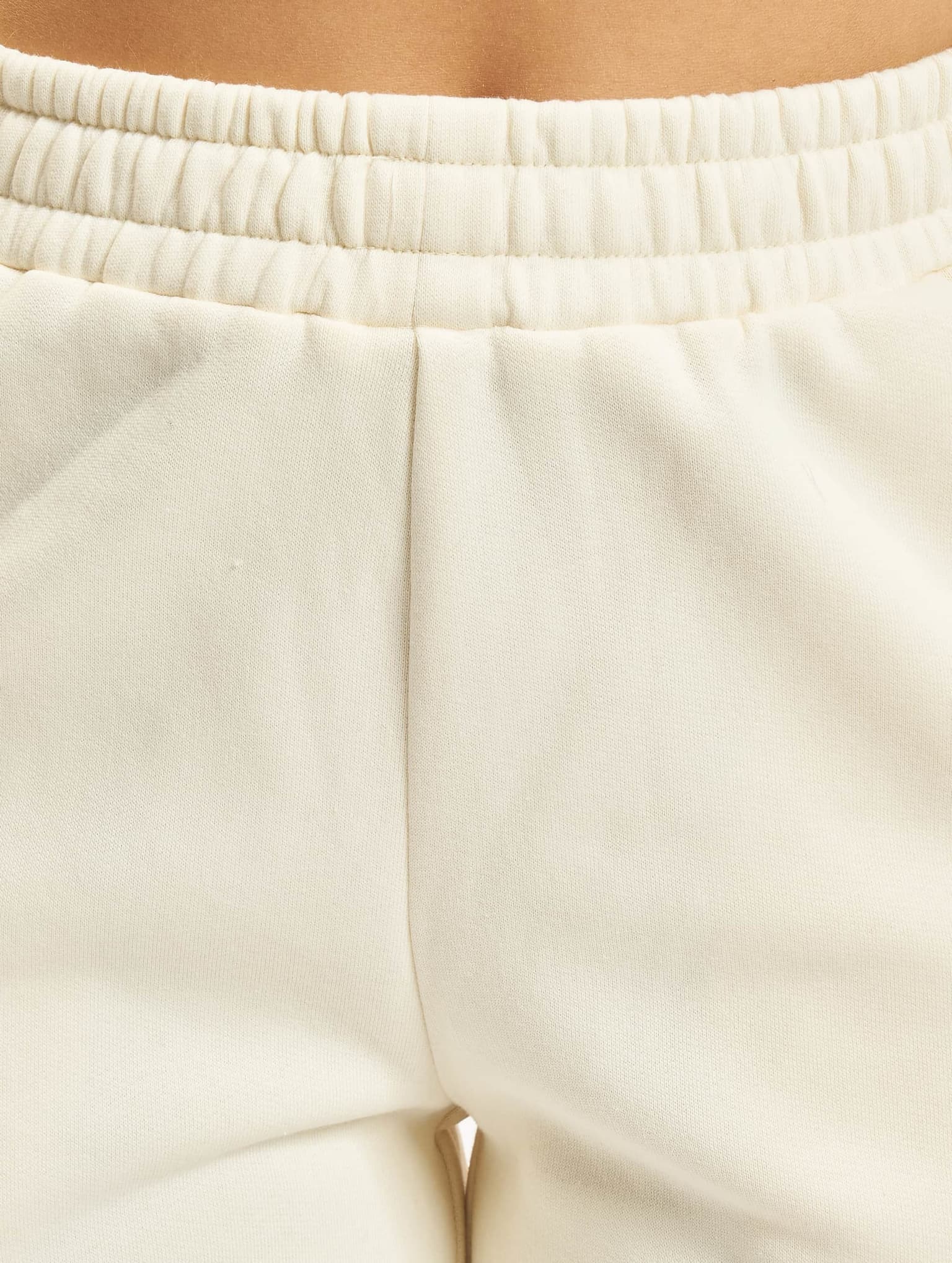 Urban Classics Ladies Essentials High Waist Ballon Sweat Pants – Bild 4