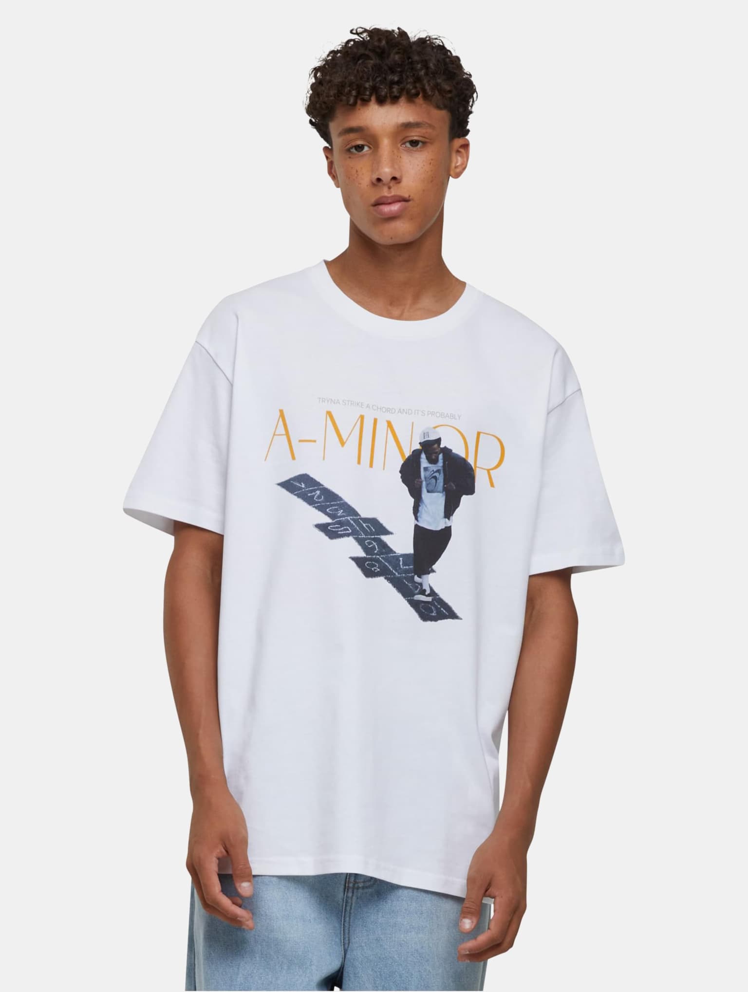 Mister Tee Upscale A-Minor Oversize