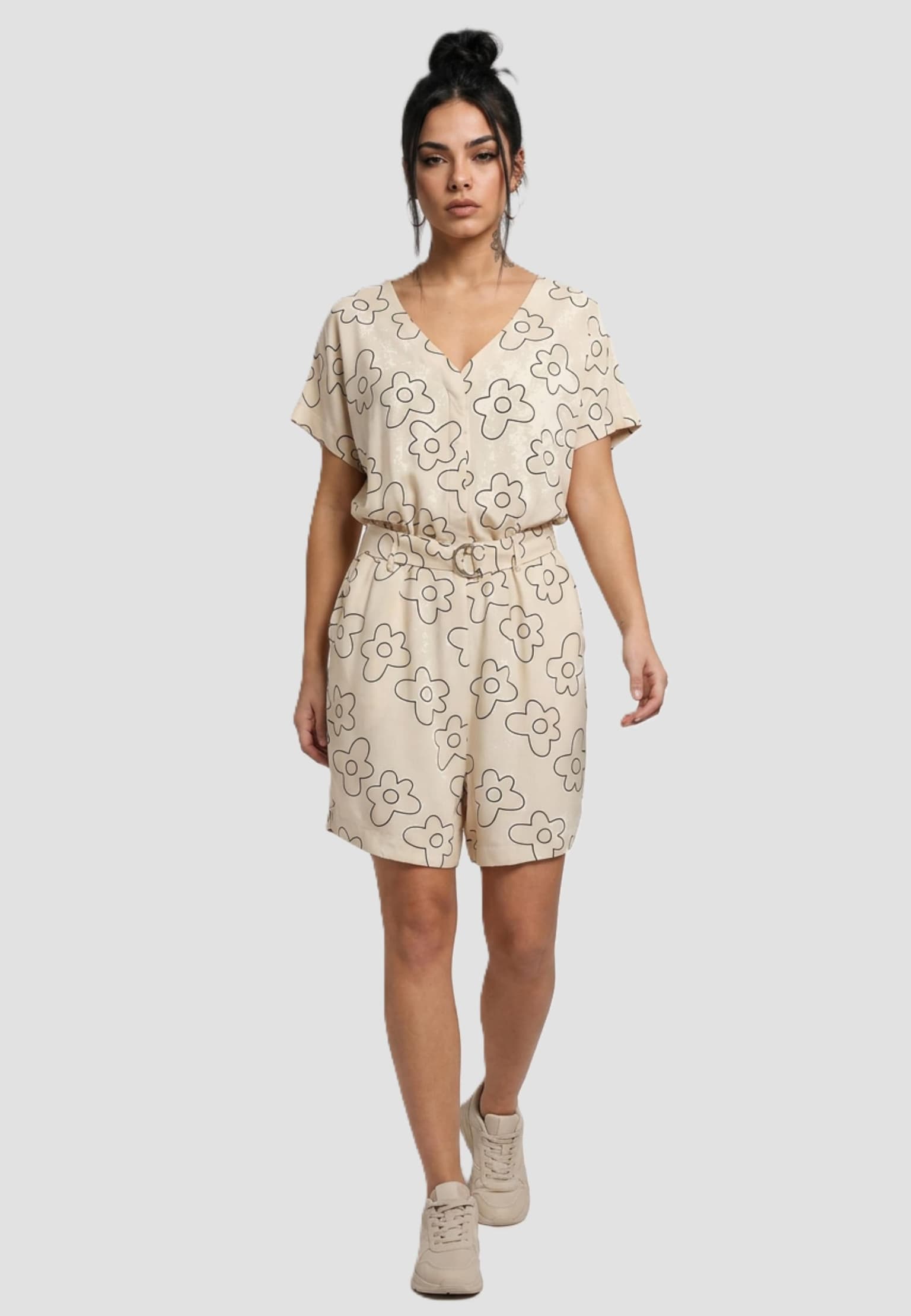 Urban Classics Ladies Short Viscose Belt Jumpsuit
