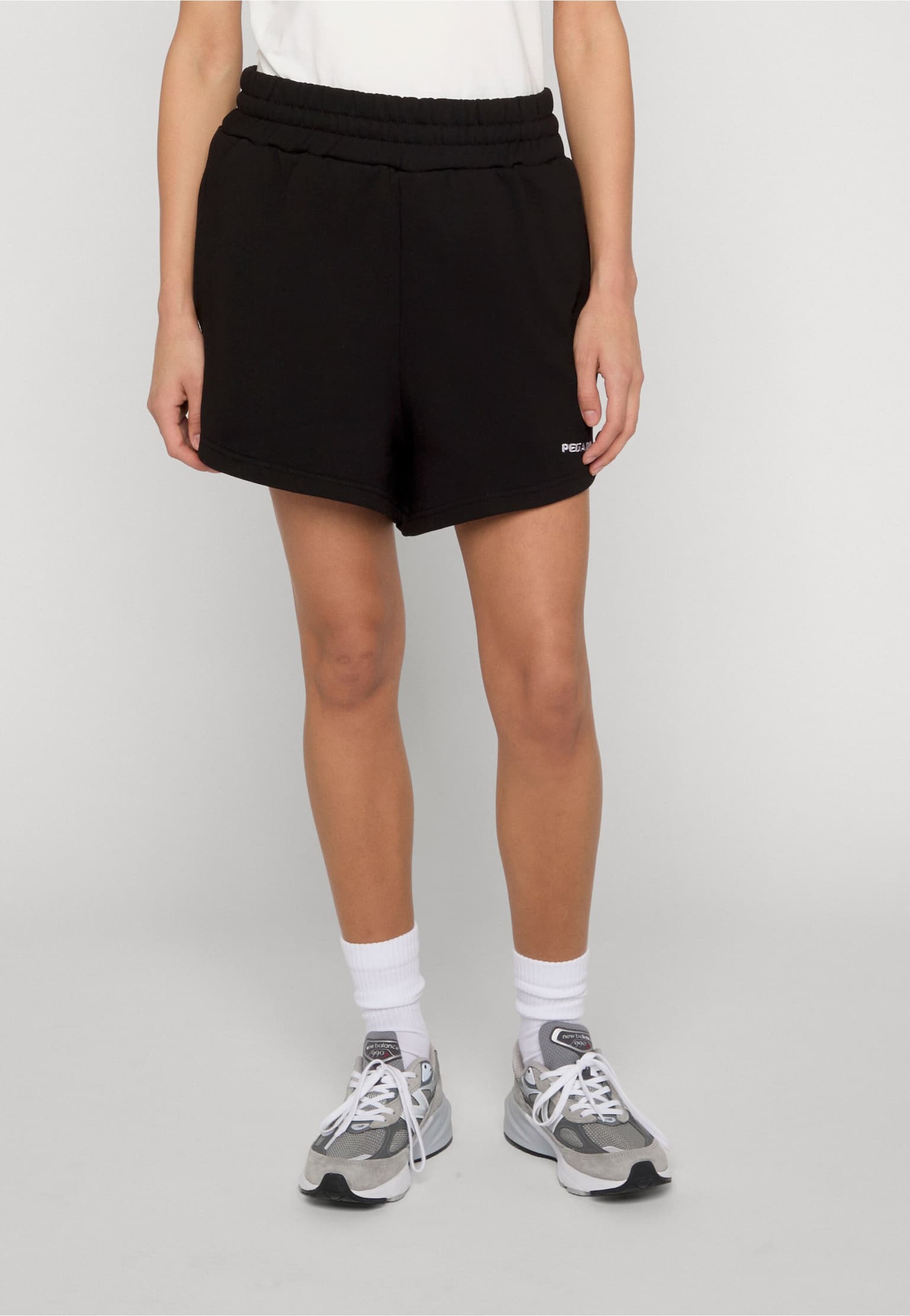 PEGADOR Wiluna High Waisted Sweatshorts